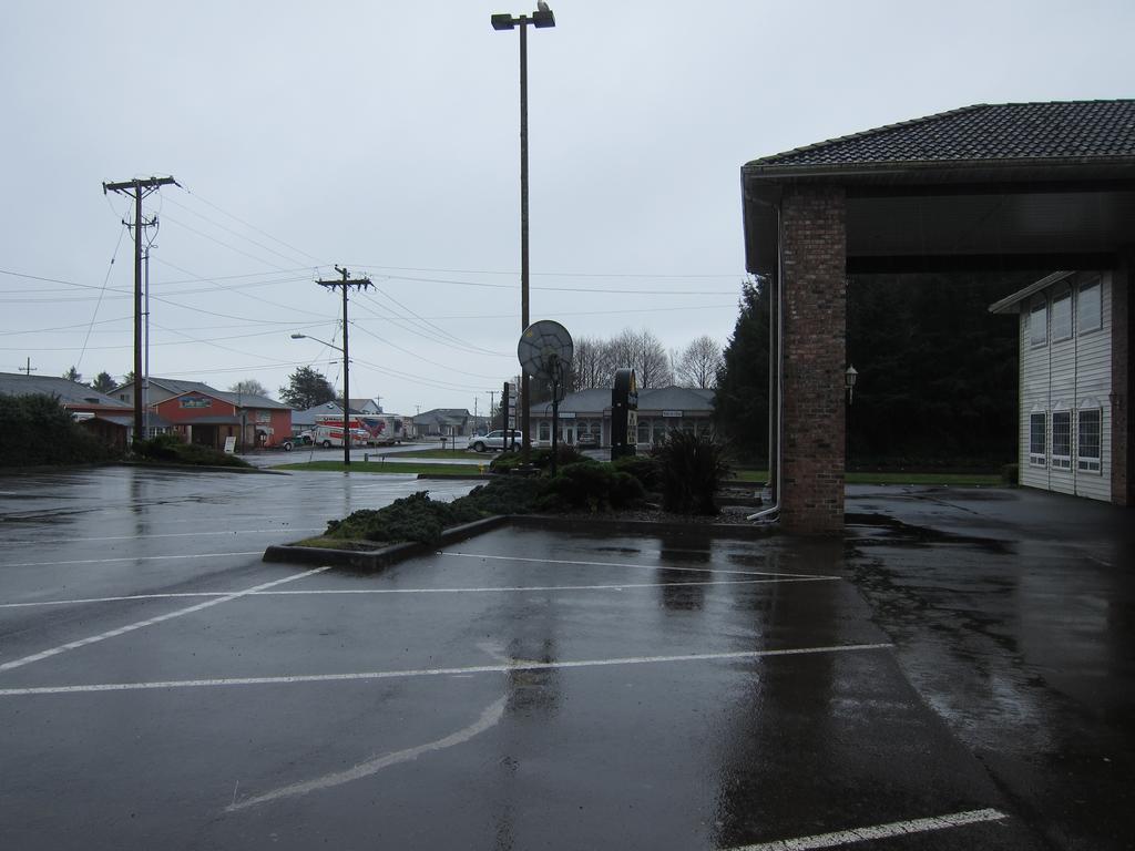 Days Inn By Wyndham Ocean Shores Dış mekan fotoğraf